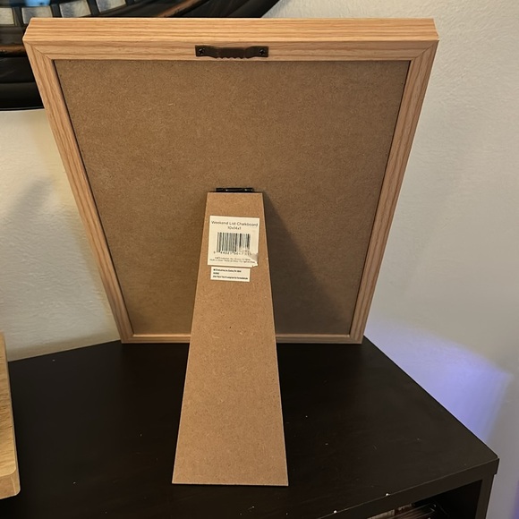 LIMITED TIME $5 ITEM!! Black and Brown Weekend Bucket List Board - Picture 2 of 3